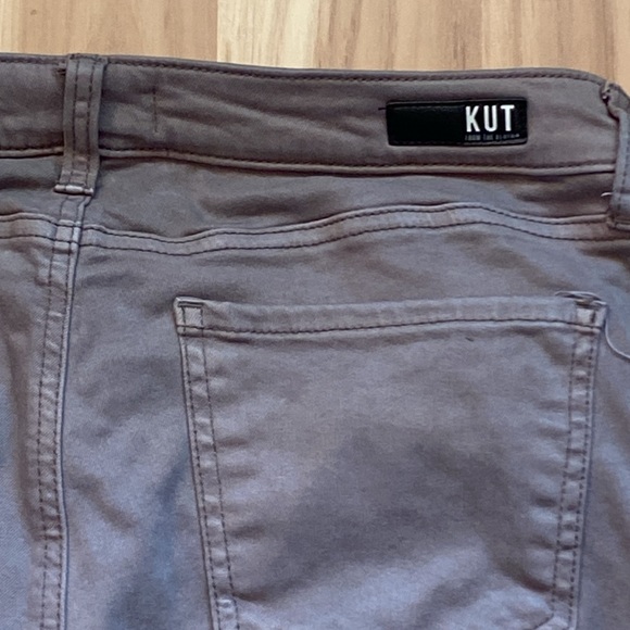 KUT FROM THE CLOTH, Amy Crop Straight Leg” pants, Color: Gray, Size: 12, frayed - Picture 9 of 11